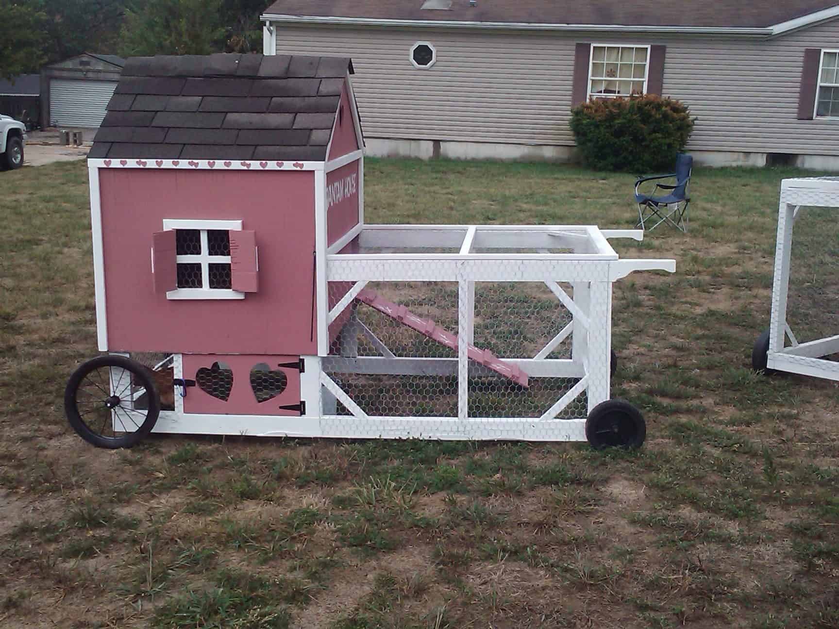 Tractor design Portable chicken coop